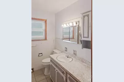 244 S Circle Drive, Addison, IL 60101 - Photo 6