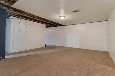 1528 N Hershey Road, Bloomington, IL 61704 - Photo 26
