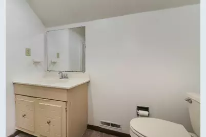 1528 N Hershey Road, Bloomington, IL 61704 - Photo 18