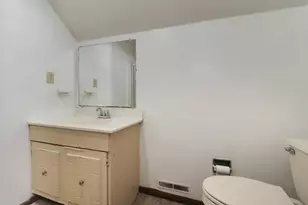 1528 N Hershey Rd, Bloomington, IL 61704 - Photo 18