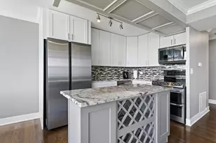 6301 N Sheridan Rd, Chicago, IL 60660 - Photo 8