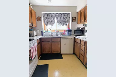 1868 Wolverine Road, Dixon, IL 61021 - Photo 12