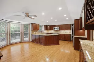 2528 Sun Valley Rd, Lisle, IL 60532 - Photo 18