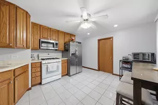 3861 153rd Pl, Midlothian, IL 60445 - Photo 16