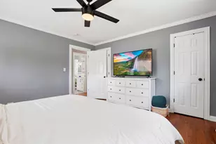 0N741 Barry Ave, Wheaton, IL 60187 - Photo 12