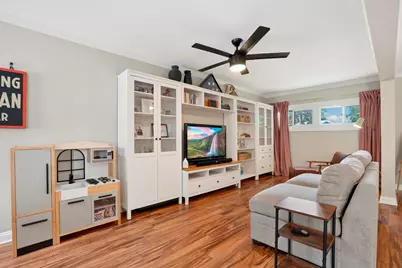 0N741 Barry Avenue, Wheaton, IL 60187 - Photo 10