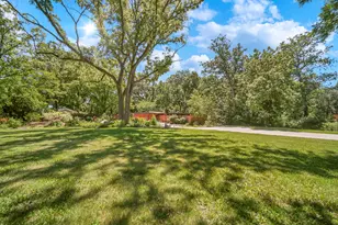 12N085 Wildmere Dr, Elgin, IL 60123 - Photo 48