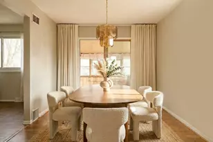 1410 W Jo Ann Ln, Addison, IL 60101 - Photo 6