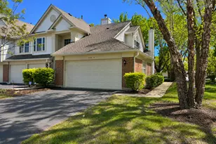 1619 Camberley Ct, Bartlett, IL 60103 - Photo 2