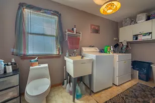 2910 S Quinn St, Chicago, IL 60608 - Photo 22