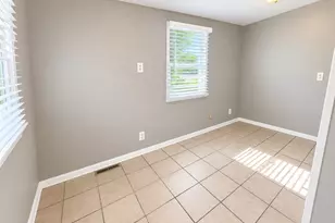 202 W Cedar St, Leroy, IL 61752 - Photo 14