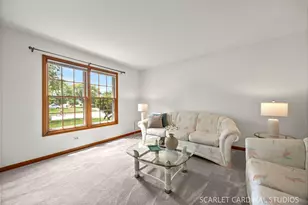 1119 Book Rd, Naperville, IL 60540 - Photo 10
