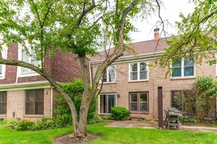 805 Garfield Ave, Libertyville, IL 60048 - Photo 22