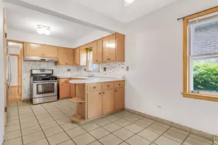 3860 N Oketo Ave, Chicago, IL 60634 - Photo 10