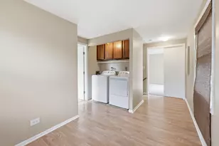 712 Shaw Ct, Schaumburg, IL 60194 - Photo 20