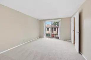 712 Shaw Ct, Schaumburg, IL 60194 - Photo 12