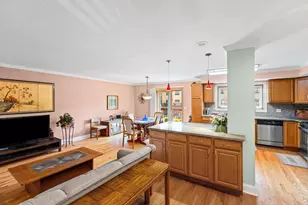 1339 E Central Rd, Arlington Heights, IL 60005 - Photo 6