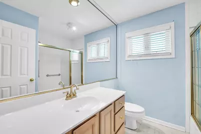 1050 Higgins Road #B, Park Ridge, IL 60068 - Photo 18