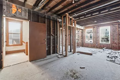 1321 W 18th Street, Chicago, IL 60608 - Photo 4
