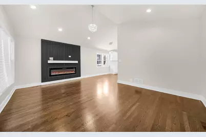 4331 S Campbell Avenue, Chicago, IL 60632 - Photo 4