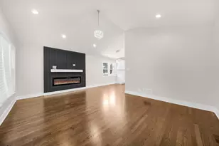 4331 S Campbell Ave, Chicago, IL 60632 - Photo 4