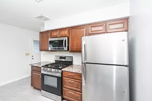 33 Briarwood Ln, Palatine, IL 60067 - Photo 8