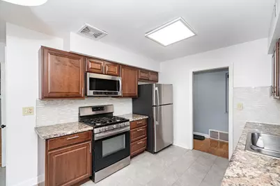 33 Briarwood Lane, Palatine, IL 60067 - Photo 10