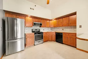 2899 Heritage Dr, Joliet, IL 60435 - Photo 10