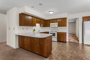 2107 Gunn Dr, Champaign, IL 61821 - Photo 16