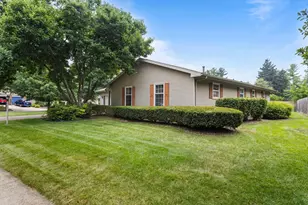 2107 Gunn Dr, Champaign, IL 61821 - Photo 4