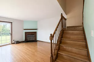 1696 Vermont Dr, Elk Grove Village, IL 60007 - Photo 8