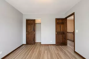 1696 Vermont Dr, Elk Grove Village, IL 60007 - Photo 16