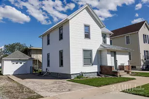 30 N Walnut St, Manteno, IL 60950 - Photo 2