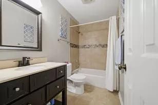 1 The Court Of Harbinger Falls, Northbrook, IL 60062 - Photo 20