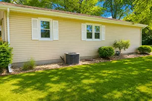 2104 Melvin Rd, Rock Falls, IL 61071 - Photo 6