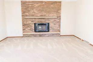 2104 Melvin Rd, Rock Falls, IL 61071 - Photo 8