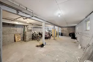 1033 N Lawndale Ave, Chicago, IL 60651 - Photo 16