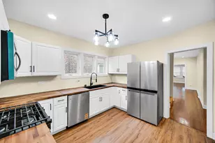 8541 S Paulina St, Chicago, IL 60620 - Photo 12