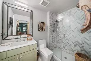 1070 W 15th St, Chicago, IL 60608 - Photo 16