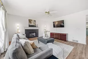 436 Banbury Ave, Elburn, IL 60119 - Photo 18
