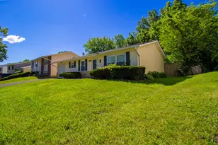 3741 178th Pl, Country Club Hills, IL 60478 - Photo 2