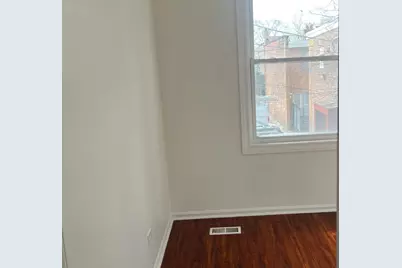 1715 E 70th Street, Chicago, IL 60649 - Photo 8