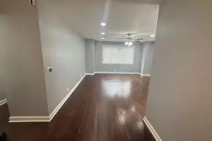7323 N Damen Ave, Chicago, IL 60645 - Photo 4