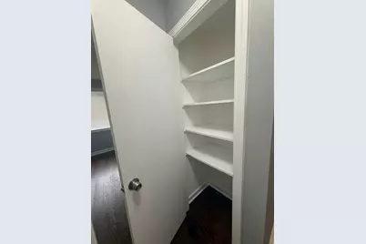 7323 N Damen Avenue, Chicago, IL 60645 - Photo 10