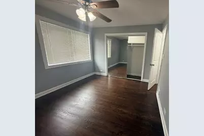 7323 N Damen Avenue, Chicago, IL 60645 - Photo 12