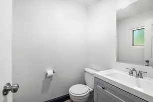 11 Scarsdale Rd, Montgomery, IL 60538 - Photo 14
