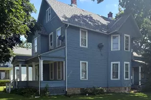 432 S 4th St, Aurora, IL 60505 - Photo 2