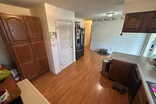11 Holiday Terrace, Centralia, IL 62801 - Photo 8