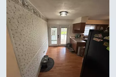 11 Holiday Terrace, Centralia, IL 62801 - Photo 10