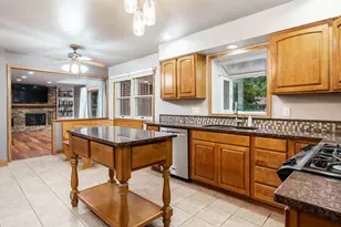 5329 Dallas Ct, Rockford, IL 61109 - Photo 24